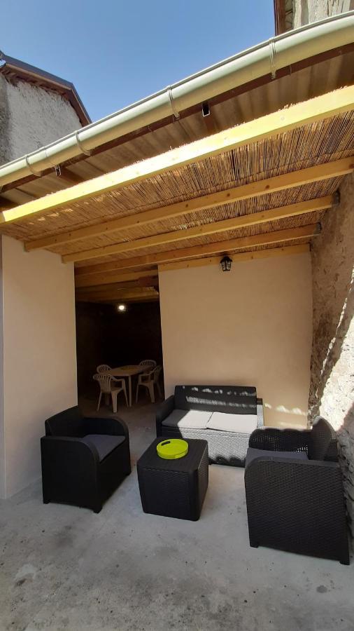Virieu-le-Grand Petite Maison De Village Situee Entre Lacs, Cascades Et Montagnes מראה חיצוני תמונה